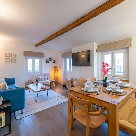 Apartman Rare 3 Bedroom 2 Bath Modern With Views In Old Center *