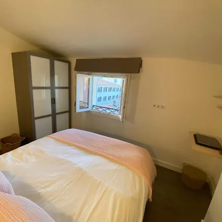 Rare 3 Bedroom 2 Bath Modern With Views In Old Center Apartmán